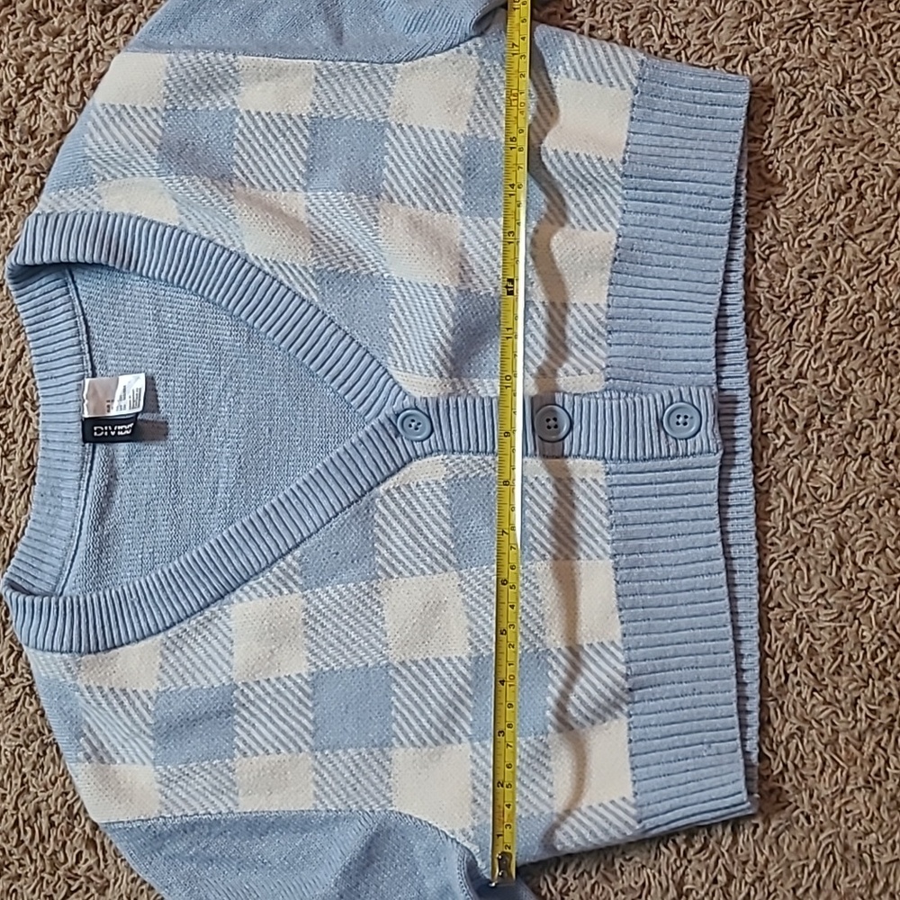Divided H&M Womens Cropped Cardigan Sweater Long Sleeve Blue White Checkered - Picture 4 of 7